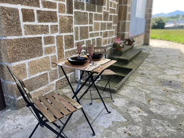 Nik En Casa Con Parking Y Jardin アパート Erandio