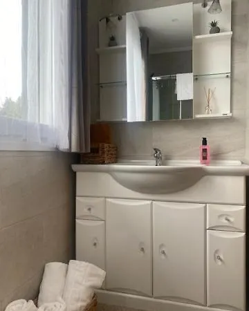 아파트 Nik En Casa Con Parking Y Jardin 에란디오